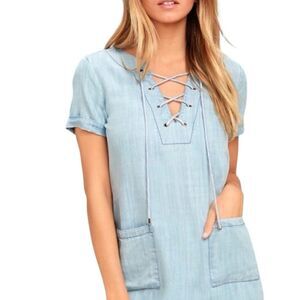 LULUS Women’s Light Blue Denim Lace Up Shift Dress Sz S